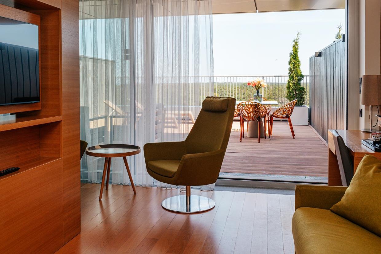 TERRACE SUITE